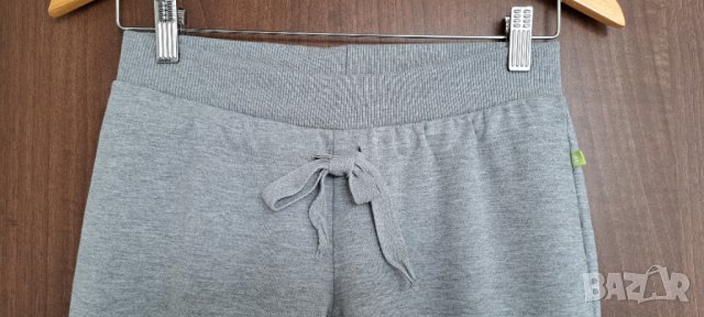 Дамски спортни панталони с дължина под коляното-размер XS,M, снимка 10 - Къси панталони и бермуди - 41348280