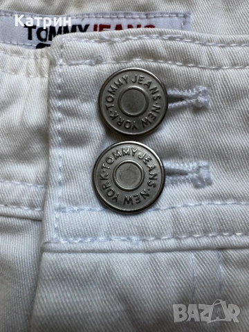 Tommy Jeans 3/4 бели дънки, снимка 6 - Дънки - 51640162