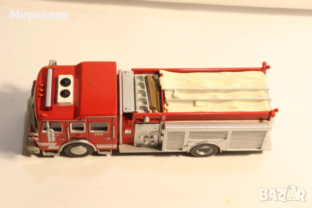 1:72 DEL PRADO ДЕТРОЙТ ПОЖАРНА КОЛИЧКА ИГРАЧКА МОДЕЛ, снимка 2 - Колекции - 53691426