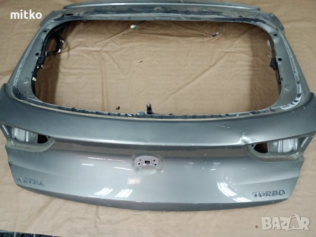 Заден капак Опел Астра К, снимка 2 - Части - 52628437