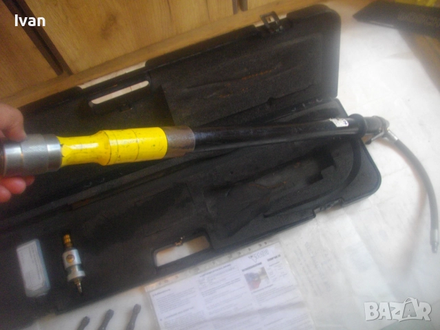 Голям пневматичен скрепер стъргалка DITTMANN Scrap Air S24 пълен комплект с длета за дърво и бетон , снимка 11 - Други инструменти - 51554477