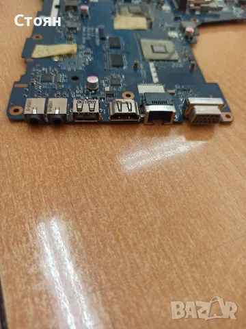 Лаптоп Toshiba Satellite C660-1PG на части, снимка 4 - Лаптопи за дома - 42412328