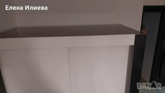 Двукрилен гардероб с плъзгащи механизми , снимка 4 - Гардероби - 55730405
