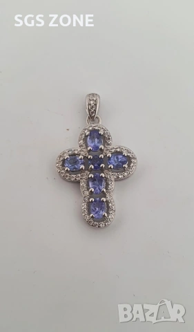 Нежен кръст с естествен танзанит, снимка 3 - Колиета, медальони, синджири - 53016217