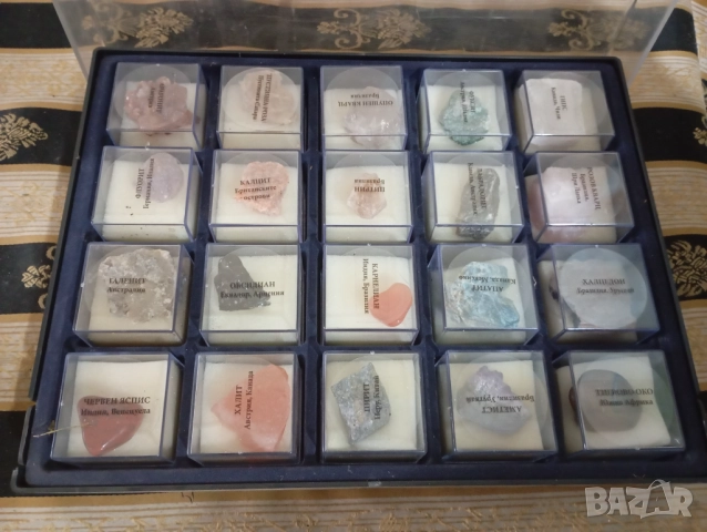 Колекция -полускъпоценни камъни