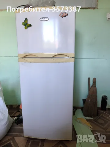 Хладилник с отделна камера