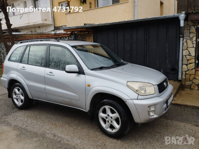 Toyota Rav4 в отлично техническо състояние, снимка 2 - Автомобили и джипове - 53401657