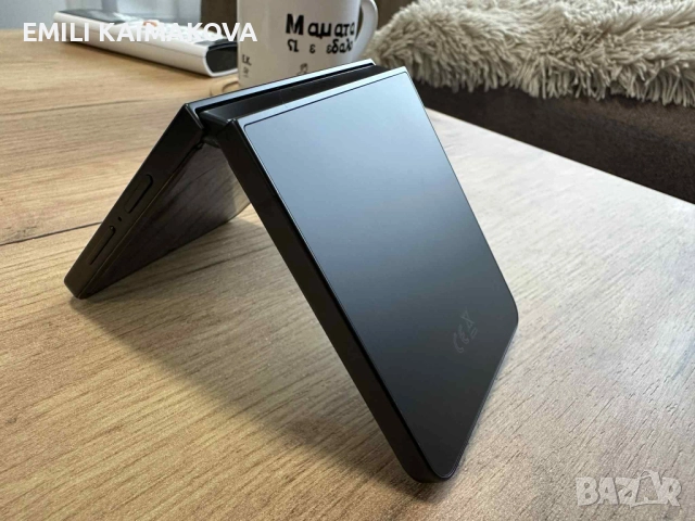 Samsung Flip 7 512 GB с гаранция, снимка 2 - Samsung - 52349567