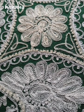 Покривка с бродерия , снимка 6 - Покривки за маси - 52659695