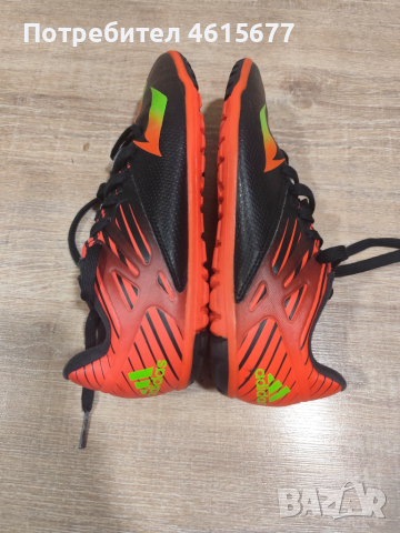 футболни обувки на Adidas, снимка 4 - Детски маратонки - 52091572