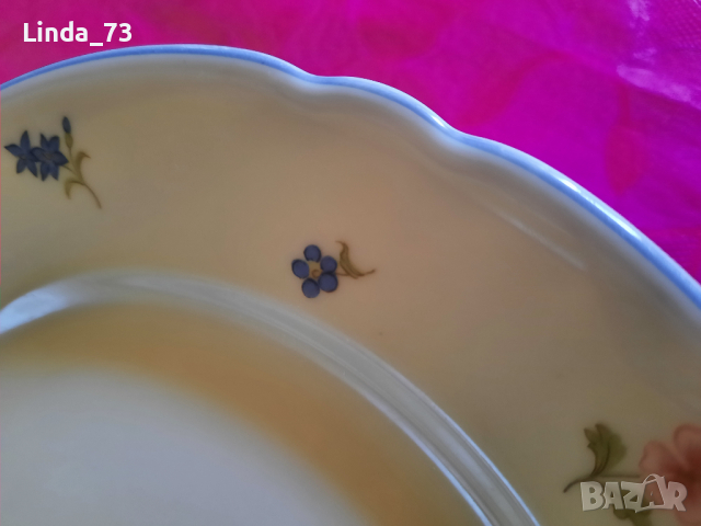 Десертни чинии с красива шарка - плодчета и цветчета, завършваща със син кант по периферията. Маркир, снимка 6 - Чинии - 36411273