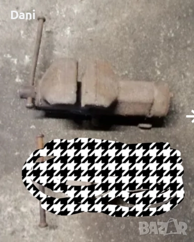 Старо менгеме,налични 2бр.