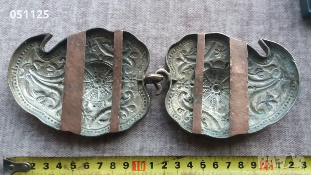 възрожденски сребърни пафти , снимка 7 - Антикварни и старинни предмети - 52923827