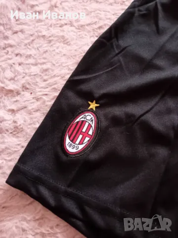 Чисто нов оригинален екип на Милан, снимка 7 - Футбол - 50415514