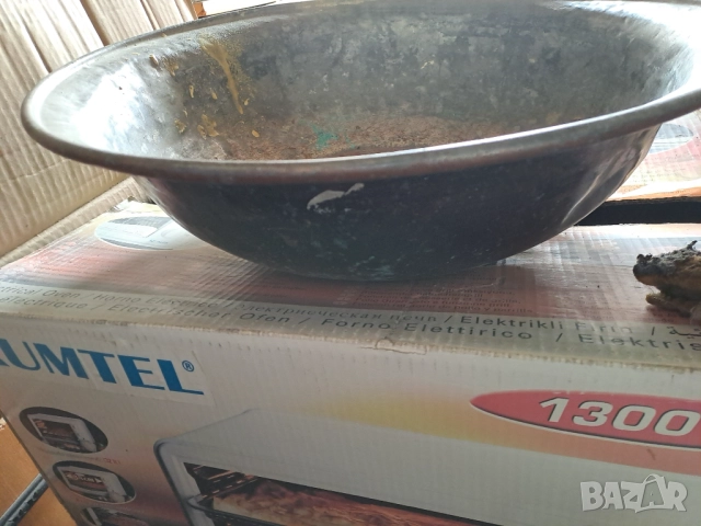 Антикварен голям меден леген калайдисан