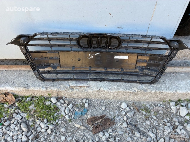 Решетка предна броня Audi A5. S-line. Ауди А5. 16-19г. 8W6853651R. С лека забележка, снимка 4 - Части - 53796586