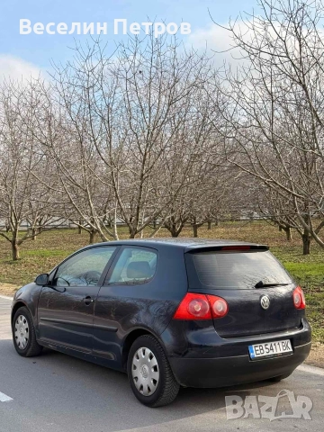 VW Golf 1.4i Перфектен!, снимка 3 - Автомобили и джипове - 52624000