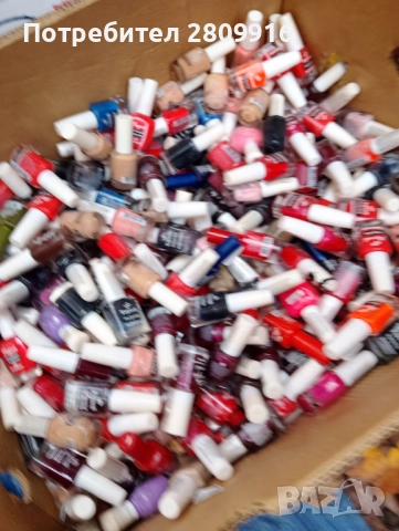 Лак за нокти на едро 