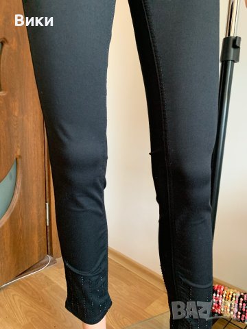 Черен панталон и тениска на Liu Jo, снимка 10 - Панталони - 41328694