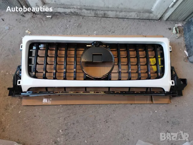 решетка за Mercedes G-class W464 бяла с черни ленти, снимка 3 - Аксесоари и консумативи - 48841037