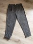 продавам дамски панталон на Pepe jeans, снимка 1 - Панталони - 42220422