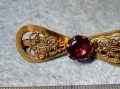 СТАРИННА ФИЛИГРАННА БРОНЗОВА СКЪПОЦЕННА БРОШКА - ПАНДЕЛКА с ФАСЕТИРАН АМЕТИСТ 48884, снимка 3