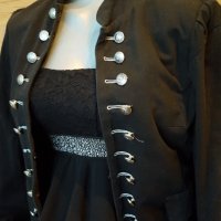 Милитъри сако вталено еластично генералско с подарък черна трикотажна миди рокля марка Есприт!, снимка 1 - Сака - 33599699