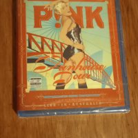 P!nk - Funhouse tour Blu-ray , снимка 1 - DVD дискове - 41100069