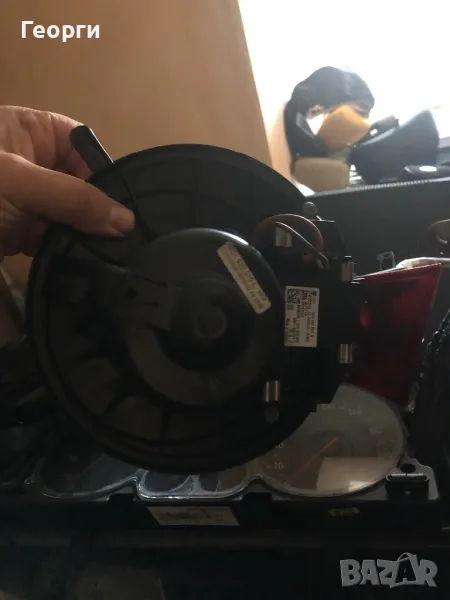Вентилатор Парно Климатик Климатроник Пасат Б6 Голф 5 Плюс Голф 6 Volkswagen Passat B6 Golf 5 Plus, снимка 1