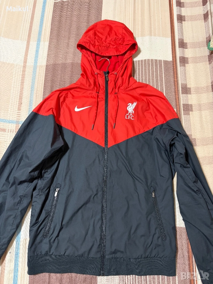 Яке ветровка Nike Liverpool, снимка 1
