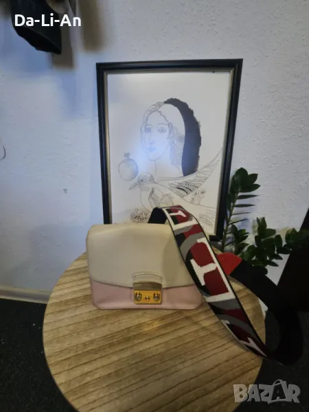Дамска чанта Furla, снимка 1