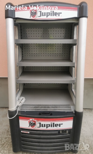 Хладилна витрина, снимка 1