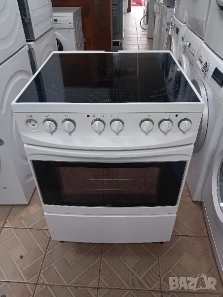 Свободно стояща печка с керамичен плот Voss  с две години гаранция!, снимка 1