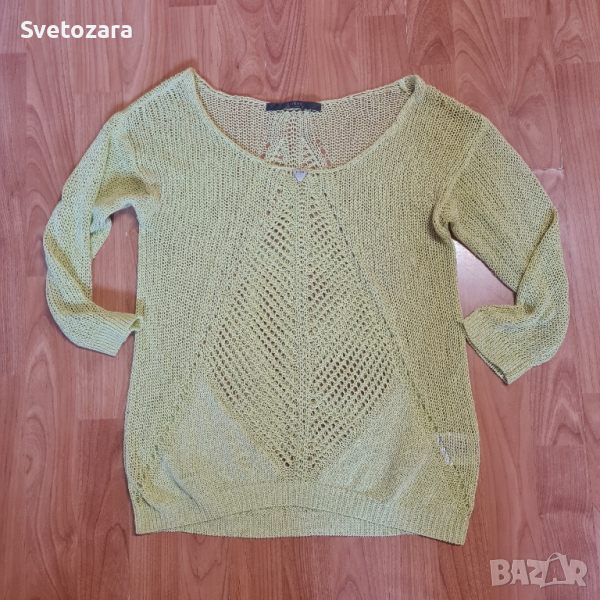 GUESS Los Angeles, оригинален дамски топ, цвят лайм / размер S,но по-скоро отговоря на М/, снимка 1