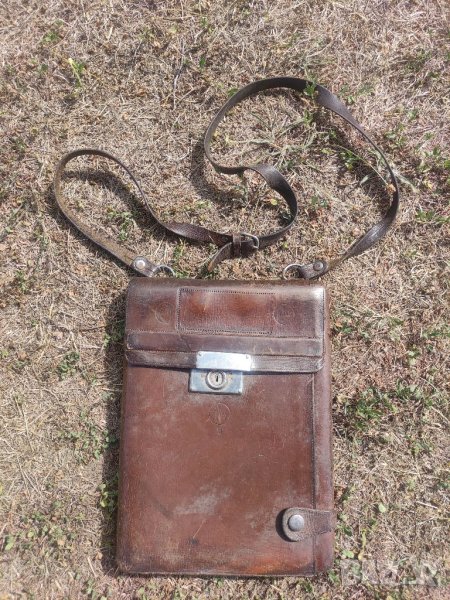 Продавам стара Командирска чанта ,планшет П.Ж.У. 9  , снимка 1