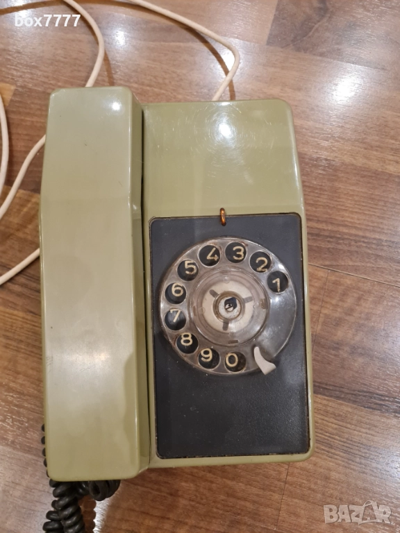 Старинен телефон с шайба, снимка 1