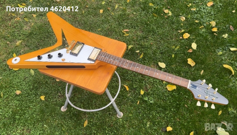Epiphone Inspired by Gibson Custom 1958 Korina Flying V Aged Natural Gloss, снимка 1