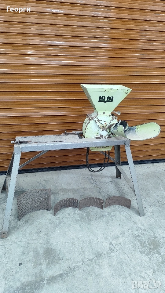 Фуражомелка с чукове и различни сита без електромотор., снимка 1