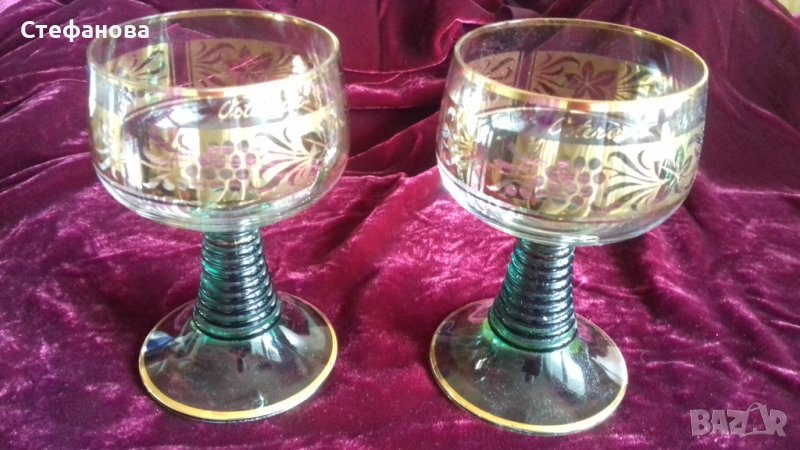 Прекрасни кристални чаши със злато и зелено, снимка 1