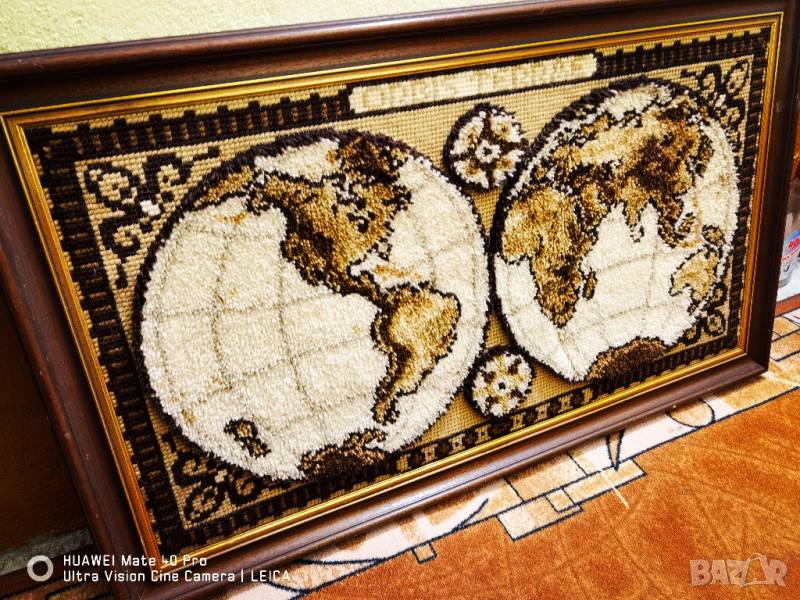 Тъкан килим географска карта на света, снимка 1