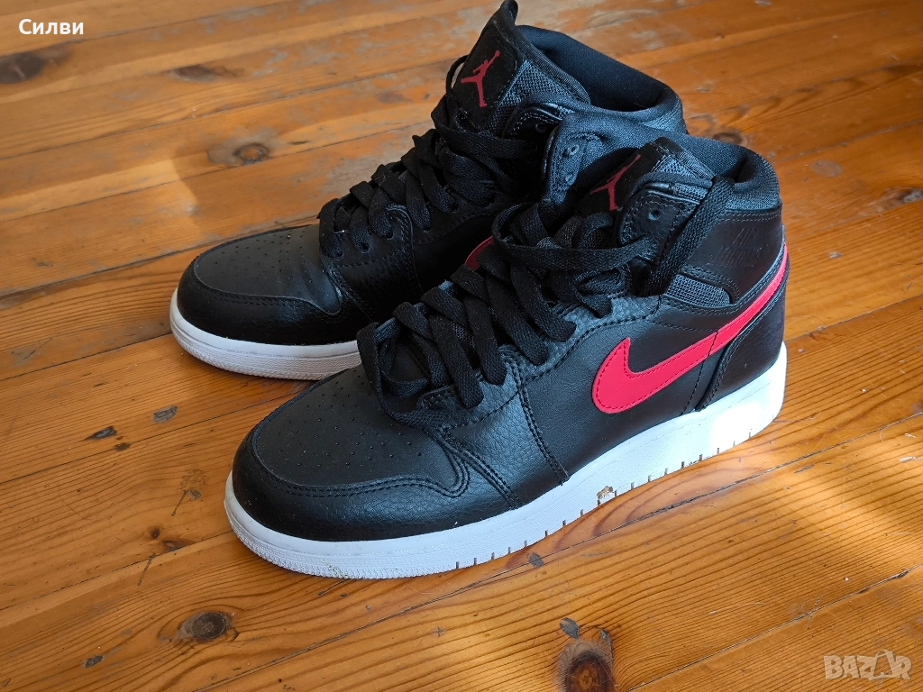 Кецове Air Jordan 1 Retro High 36.5, снимка 1