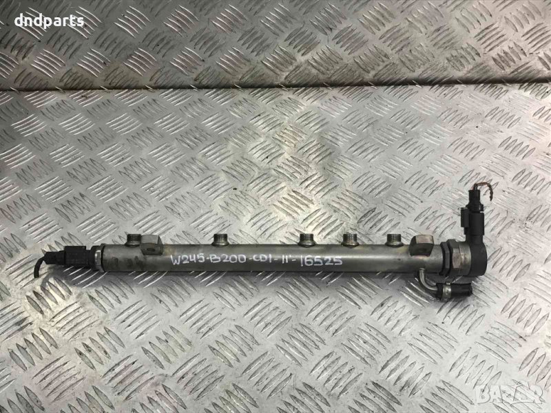 Горивна рейка Mercedes B200,CDI,W245,2011г., снимка 1