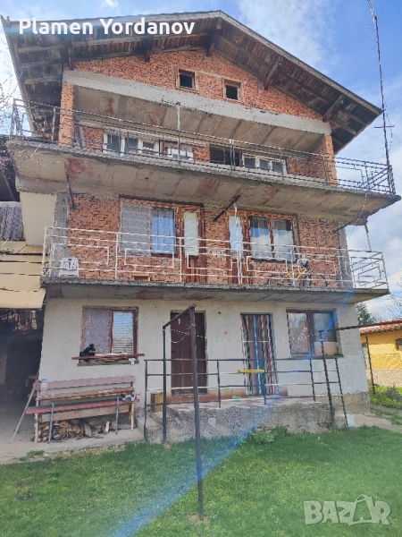 Вила в с.Голема Раковица , снимка 1