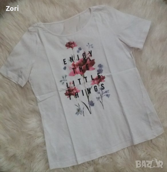 Бяла тениска с щампа цветя, снимка 1