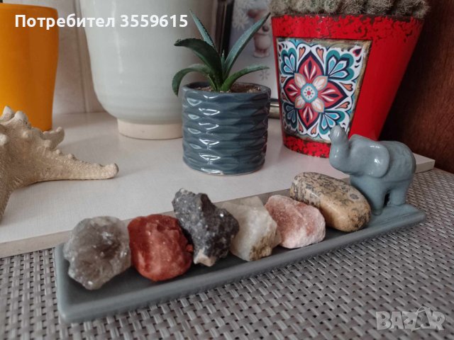 красиви камъни от чужбина, снимка 1