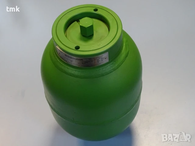 Хидроакумулатор Orsta Hydraulic 6.3/16 TGL 10843 Diaphragm Accumulator 160Bar 6.3L, снимка 8 - Резервни части за машини - 50550830