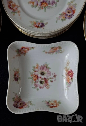 Винтидж порцеланов сервиз за хранене - Hermann Ohme, Silesia (1900–1920 г), снимка 4 - Сервизи - 53298089