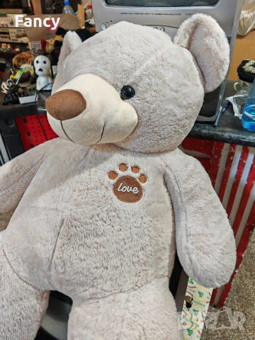 Голяма плюшена мечка, снимка 4 - Плюшени играчки - 53119577
