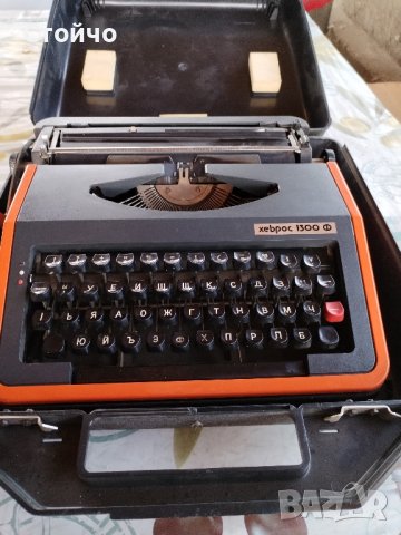 Българска пишеща машина, снимка 2 - Други ценни предмети - 44451408