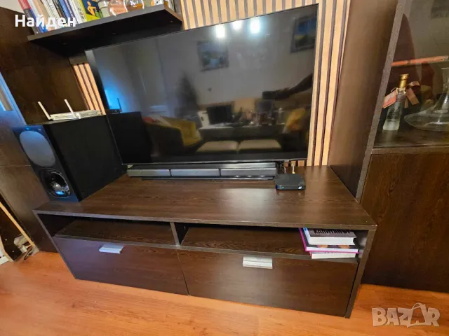 Спешно Холна секция от 3 шкафа с 2 рафта, снимка 1